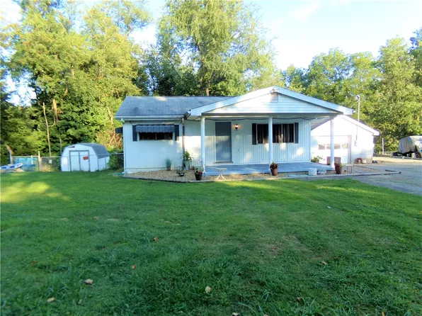 544 Finnin Rd, New Kensington, PA 15068