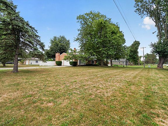 2nd image of 5140 N McKinley Rd