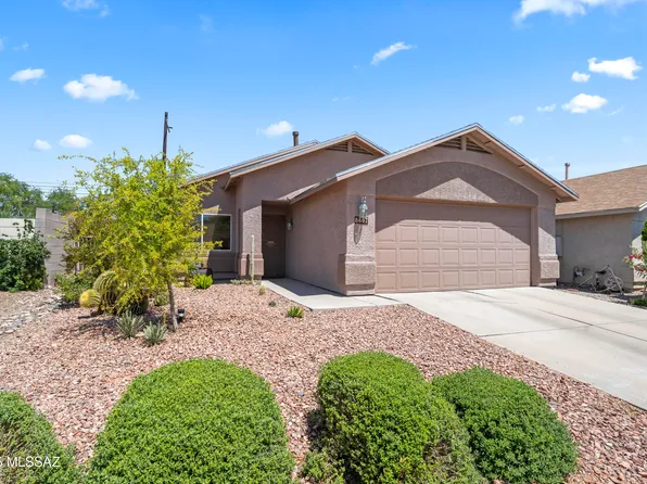 8807 S Desert Rainbow Dr, Tucson, AZ 85747