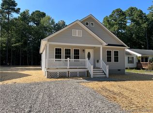 768 Coachpoint Rd, Hartfield, VA 23071