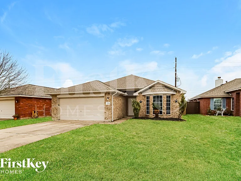 15114 Diamond Way — Photo 2