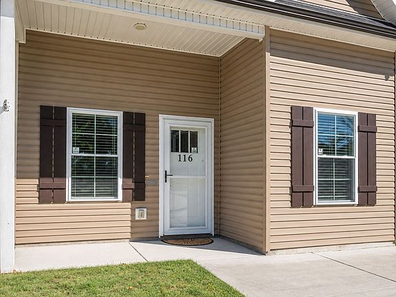 2nd image of 116 Eno Rd