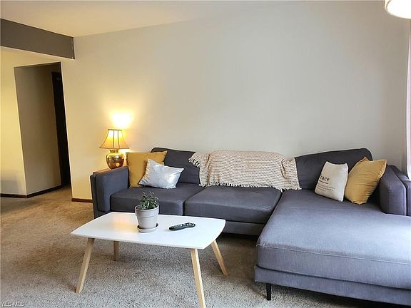 3rd image of 1370 Belvoir Mews