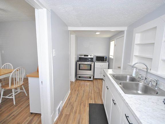 4th image of 807 Mansfield Ave