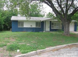 75 Parkview Dr, Universal City, TX 78148