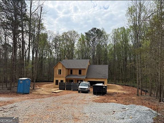 4th image of 334 Ridgewood Rd