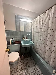 Rented by Aimee Grodanz, LREB