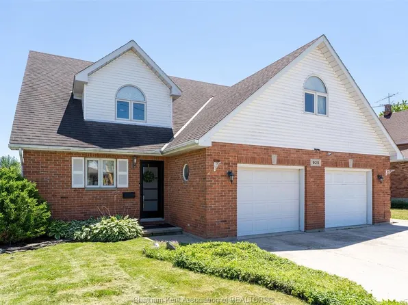 925 James St, Chatham Kent, ON N8A 2P6