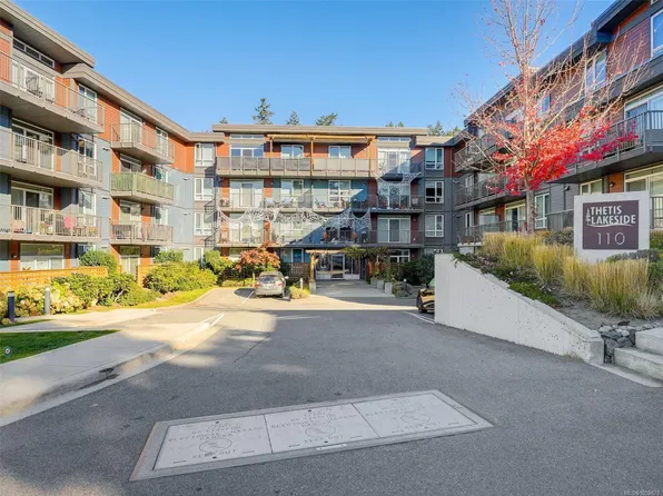 110 Presley Pl #303, View Royal, BC V9B 0Z1