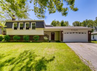 529 Forest Way, Bolingbrook, IL 60440