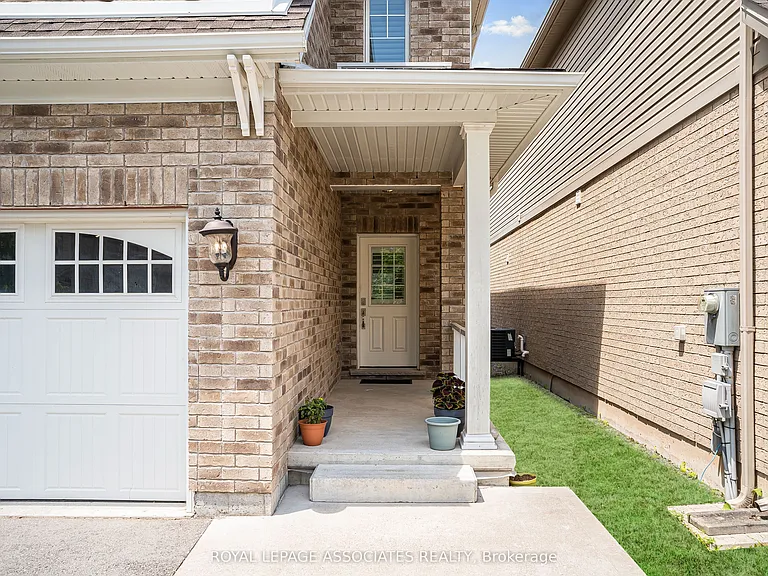 6117 Eaglewood Dr — Photo 2