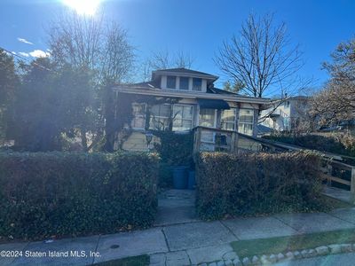 14 Longview Rd, Staten Island, NY, 10304