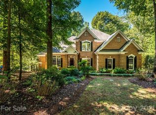 2913 Symphony Woods Dr, Charlotte, NC 28269