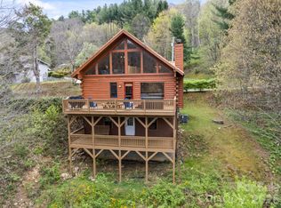 91 Copper Spur Rd, Maggie Valley, NC 28751