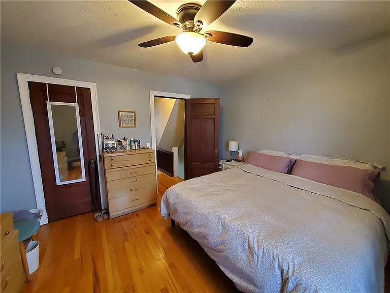 274 Field St — Photo 6