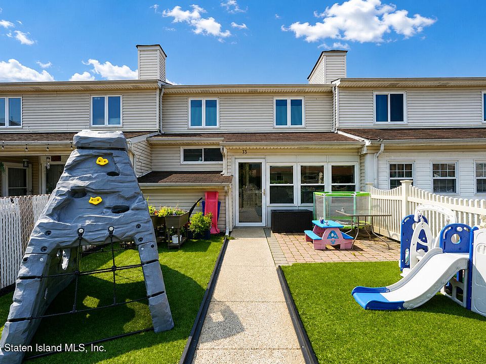 1st image of 33 Regis Dr #65