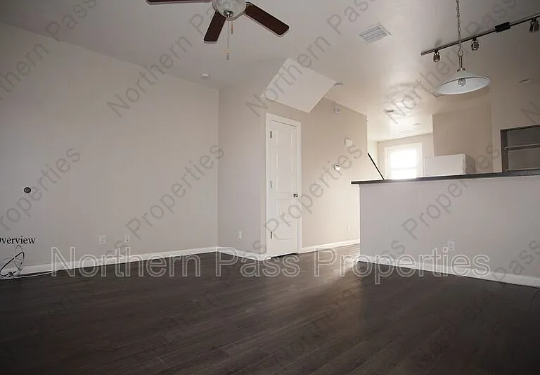 6262 Woodrow Bean #7 — Photo 9
