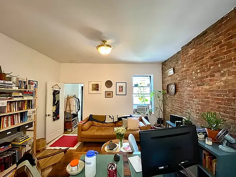 658 Carroll St #3 — Photo 3