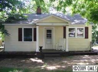 10 Black St, Lowell, NC 28098