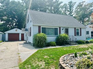 2155 Columbus Ave, Muskegon, MI