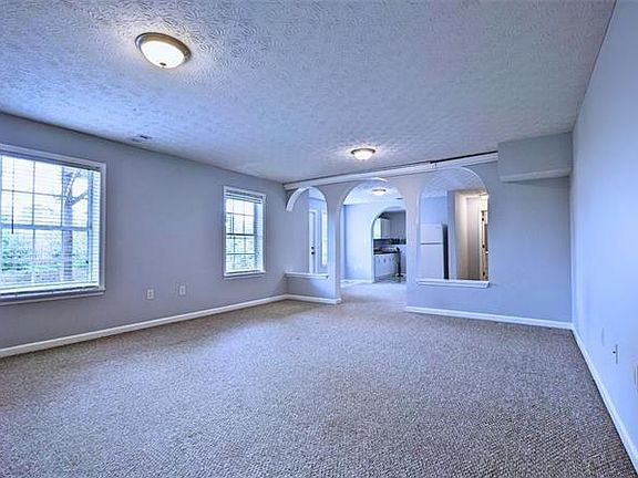 5th image of 2752 Mamie Ln #Basement