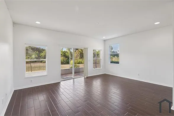 3 bed, 1823 sqft, $2,175 — Photo 4