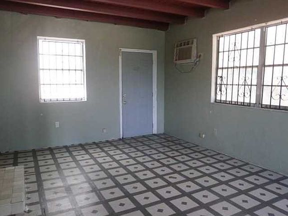 3rd image of 2920 NW 166th St