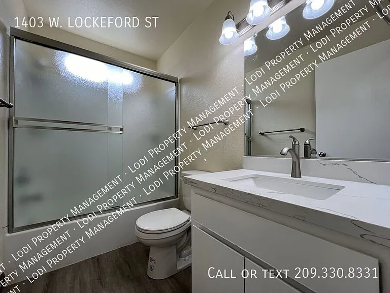 1403 W Lockeford St — Photo 25