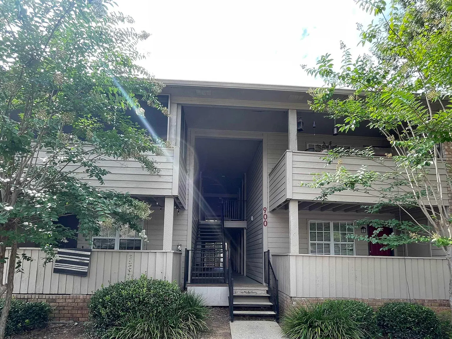 3 bed, 2.0 bath, $1,450 — Photo 1