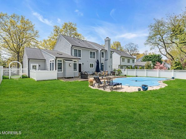 58 Gentry Drive, Fair Haven, NJ 07704