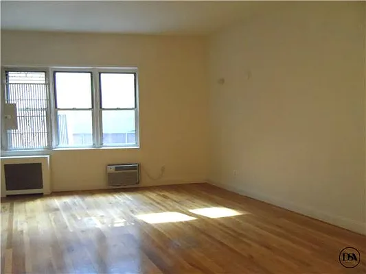 Rented by DSA Realty | media 17