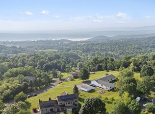 13 Wyms Heights Dr, Marlboro, NY 12542