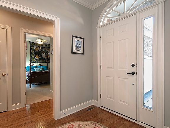 2nd image of 108 Green Arbor Ln