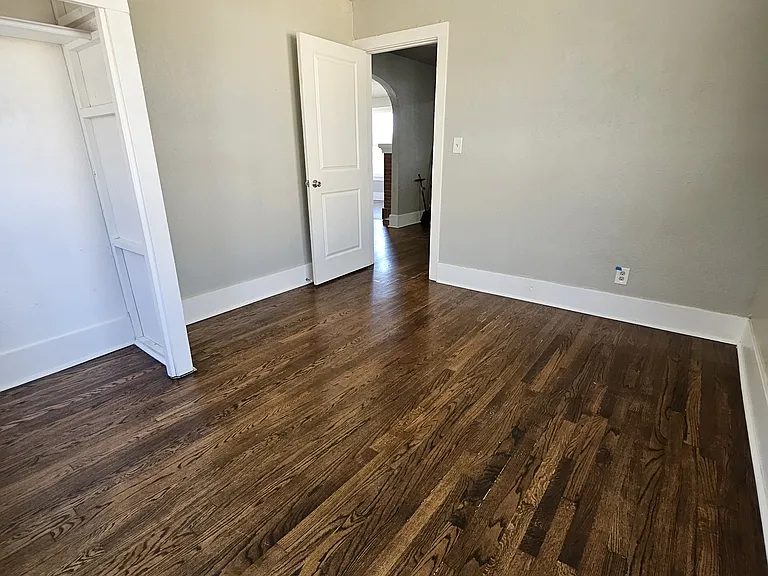 1527 NW 43rd St — Photo 13