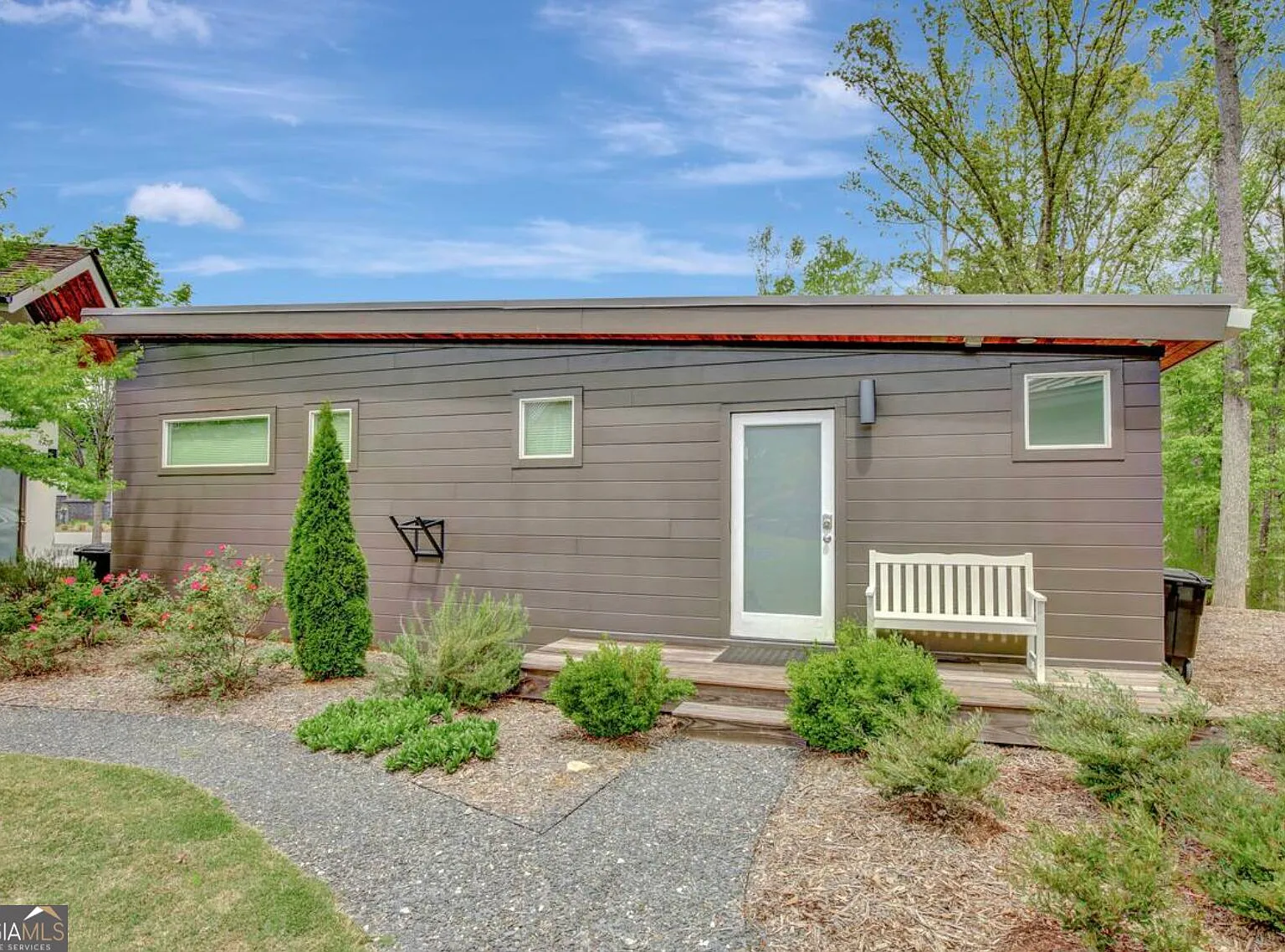 1 bed, 1.0 bath, 463 sqft, $3,500 — Photo 1