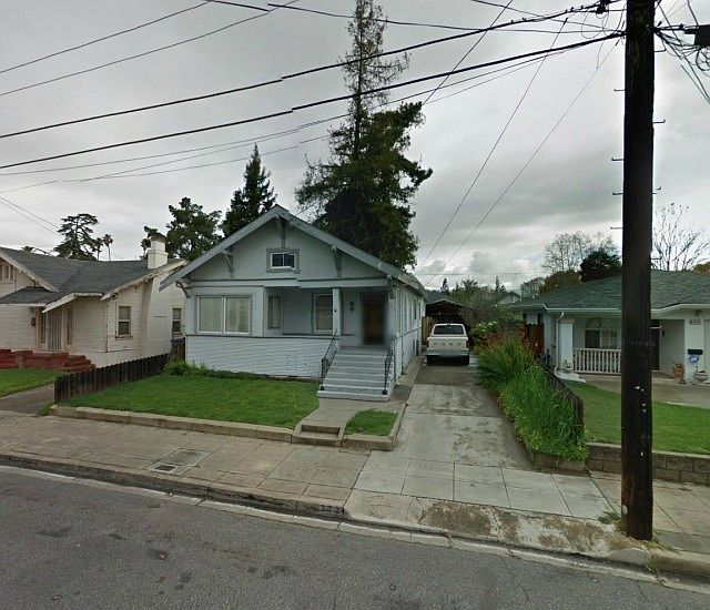 1st image of 372 N 14th St