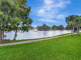 8225 Thames Blvd APT B, Boca Raton, FL 33433