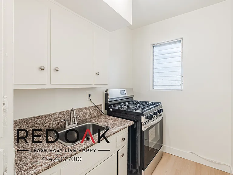 1540 S Wilton Pl #307 — Photo 2