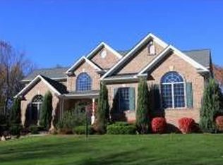 9400 Rail King Ct, Chagrin Falls, OH 44023
