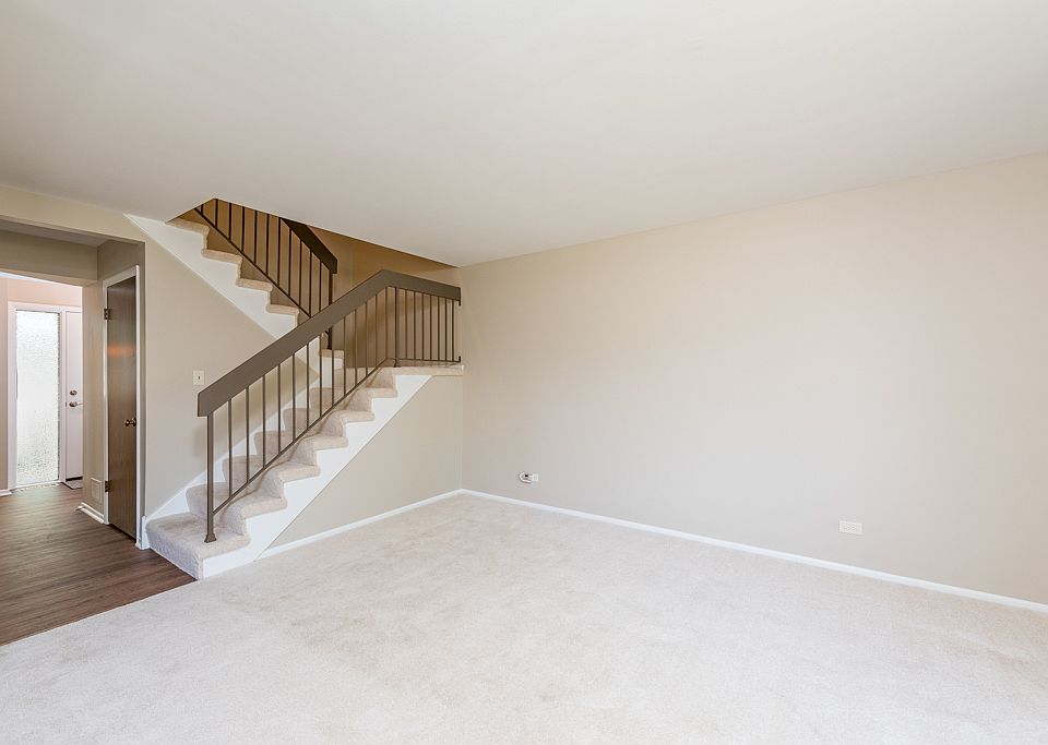 1st image of 801 Hughes Pl