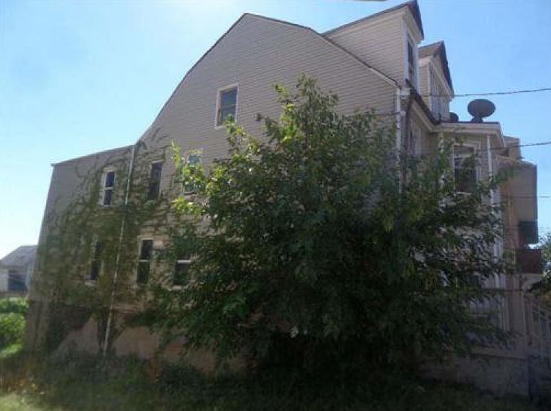 2nd image of 114 Milford Ave