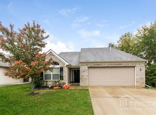 11705 Whisper Cove Dr, Fishers, IN 46037