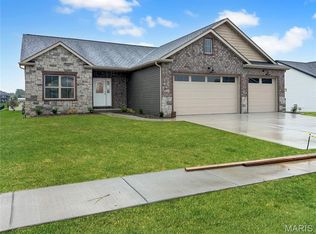 263 Smola Woods Ct, Glen Carbon, IL 62034