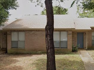 2520 Cypress Dr, College Station, TX 77840