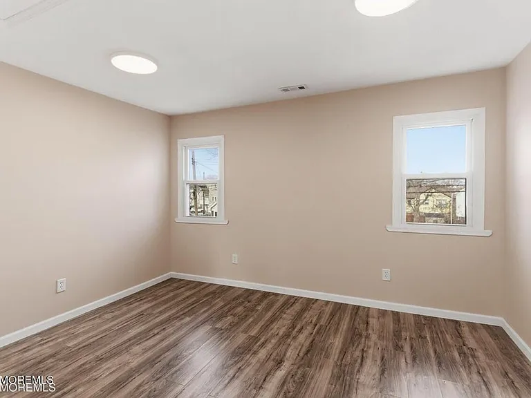 40 Twilight Ave #2 — Photo 11