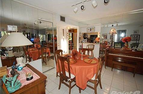 5th image of 1667 Brookhouse Cir #127