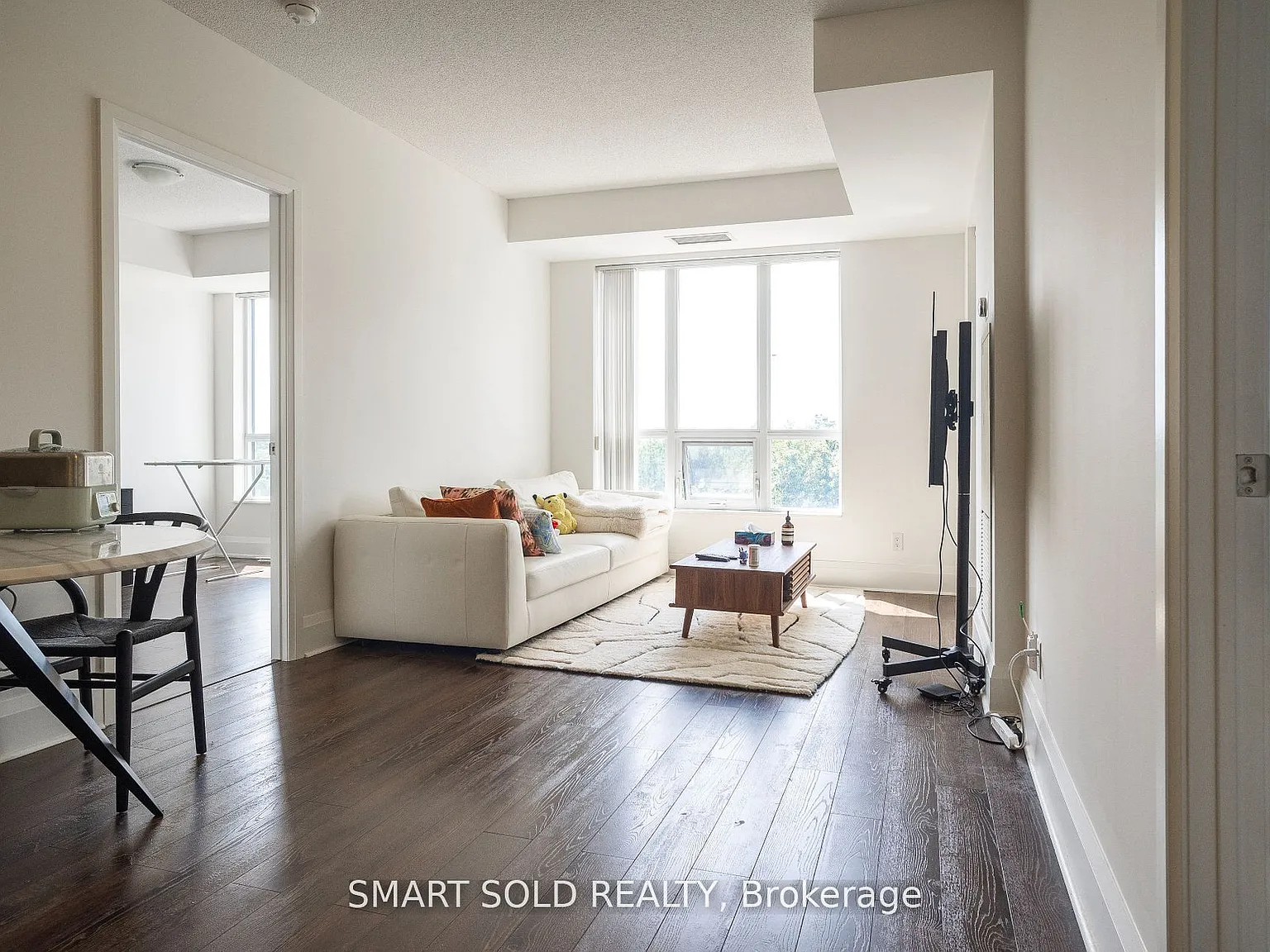 2 bed, $3,100 — Photo 3