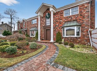 728 Huguenot Ave, Staten Island, NY 10312