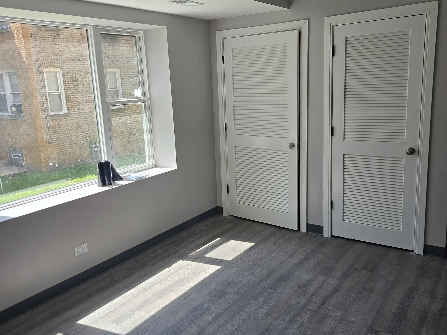 2 bed, $2,050 — Photo 2