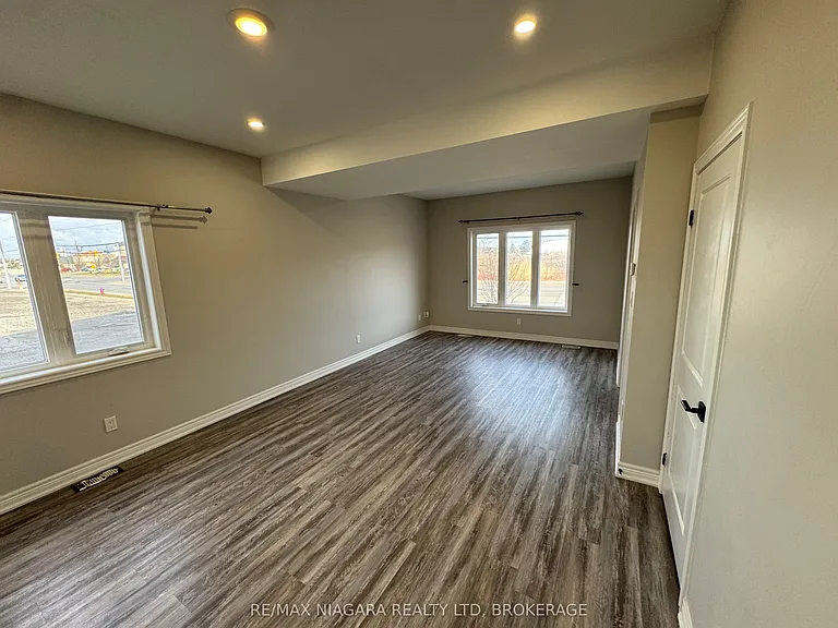 8196 McLeod Rd #1 — Photo 2